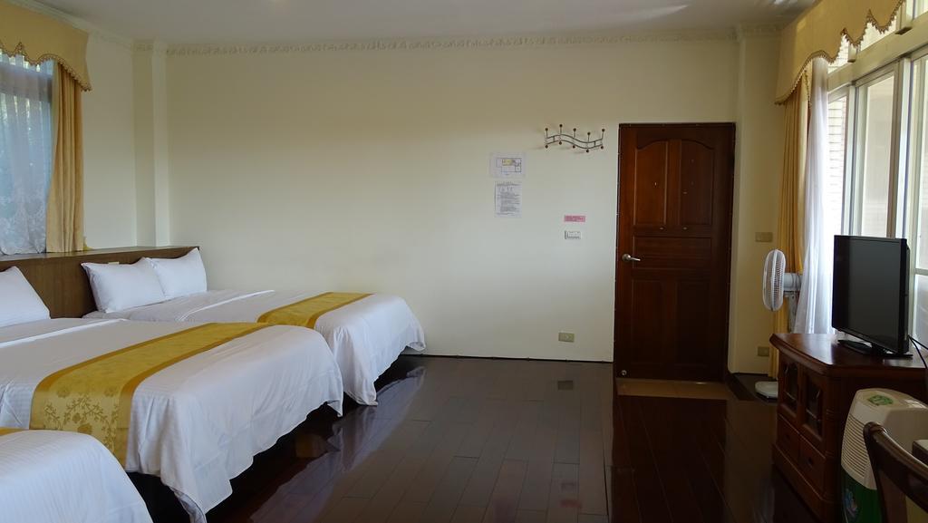 Emoonten Homestay Sanzhi Экстерьер фото