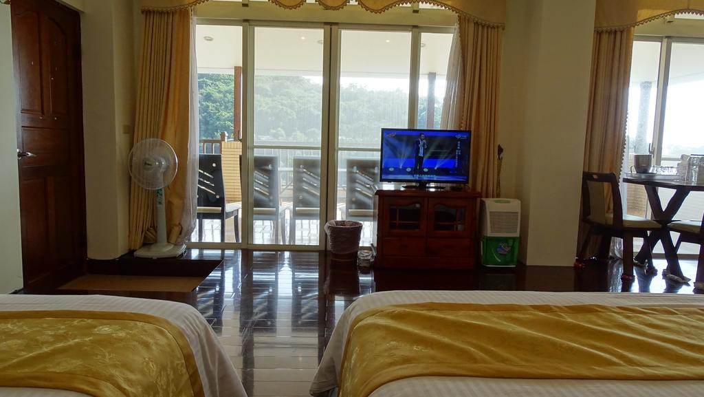 Emoonten Homestay Sanzhi Экстерьер фото