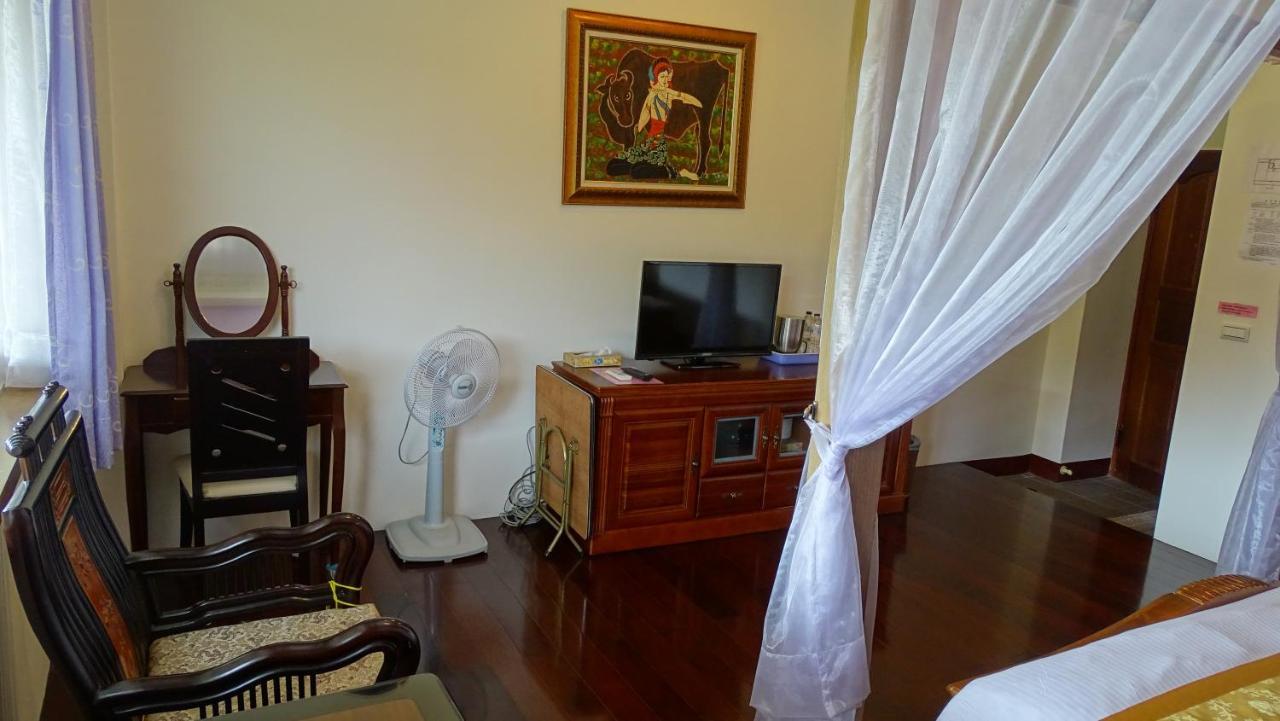 Emoonten Homestay Sanzhi Экстерьер фото