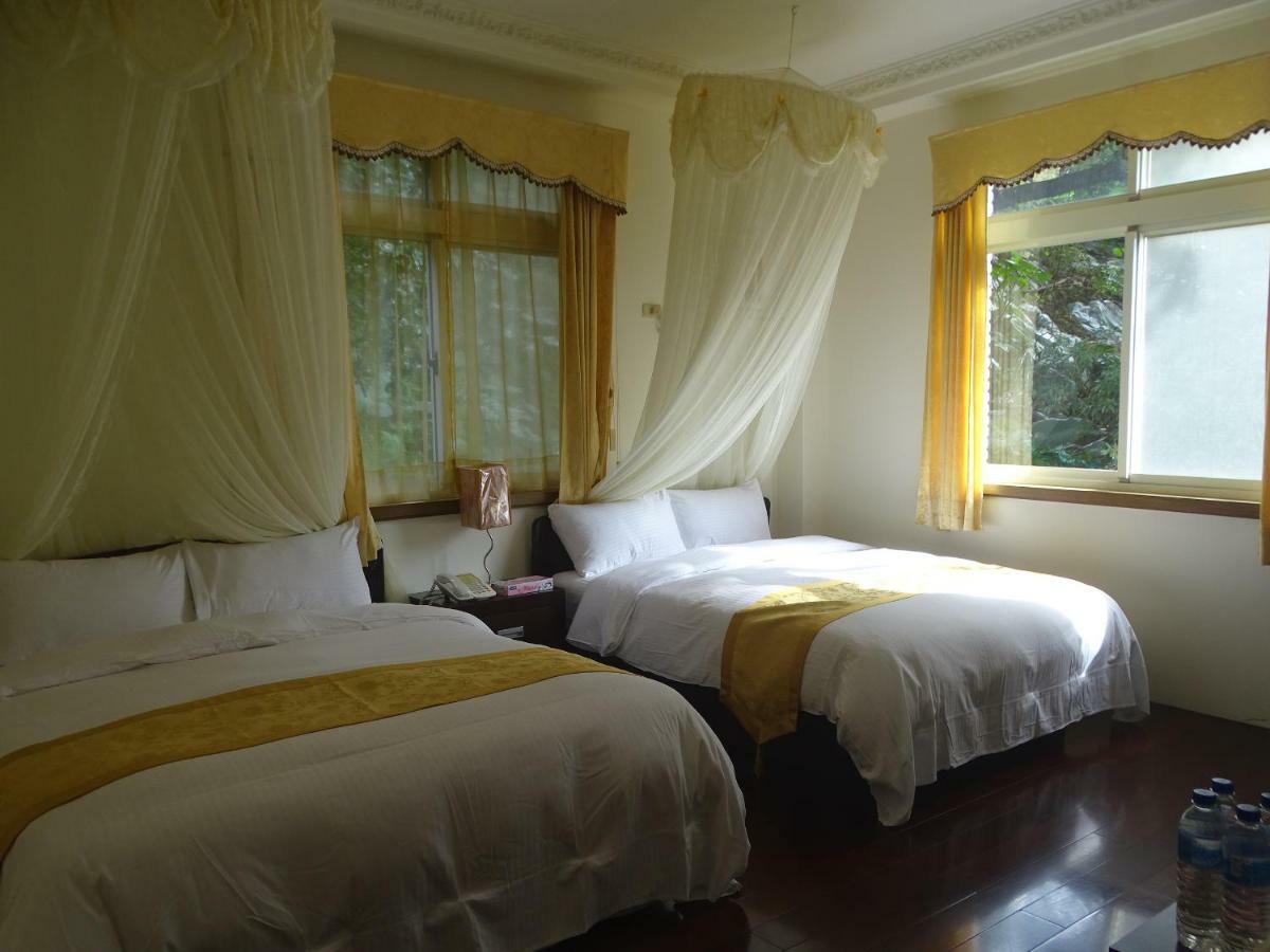 Emoonten Homestay Sanzhi Экстерьер фото